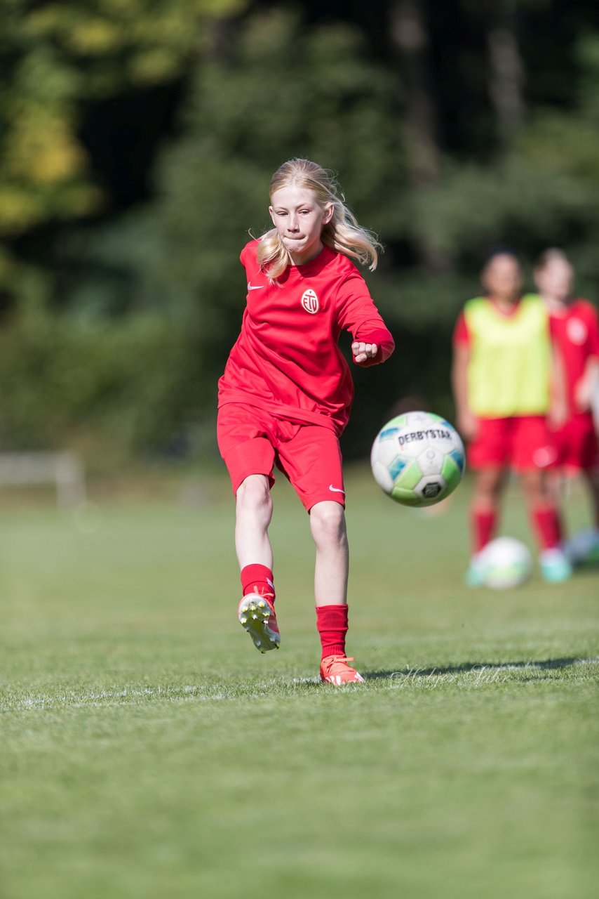 Bild 100 - wCJ VfL Pinneberg - Eimsbuetteler TV : Ergebnis: 0:5